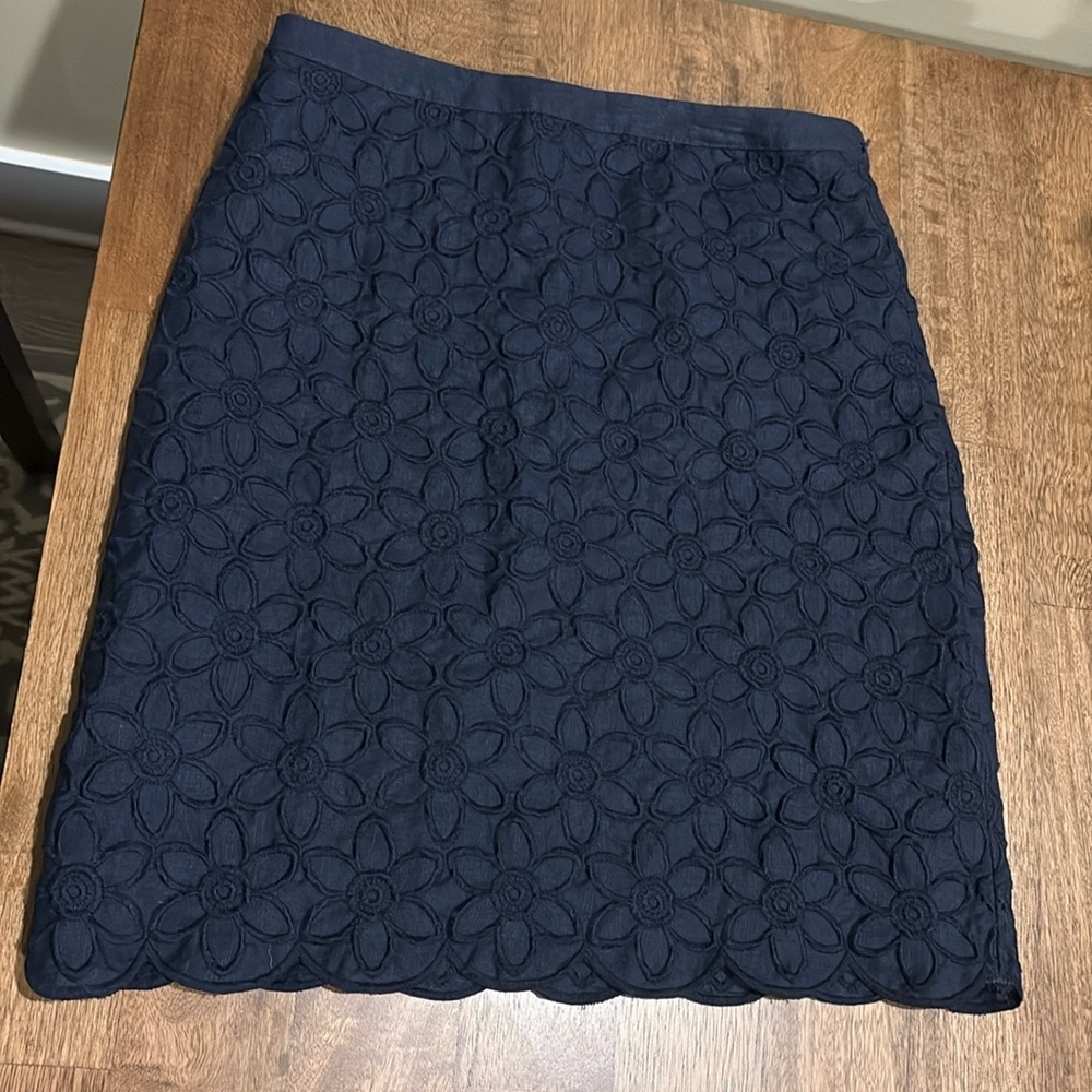 Talbots Embroidered Scalloped Hem Pencil Skirt Sz 8 Navy Blue Linen Preppy NWT